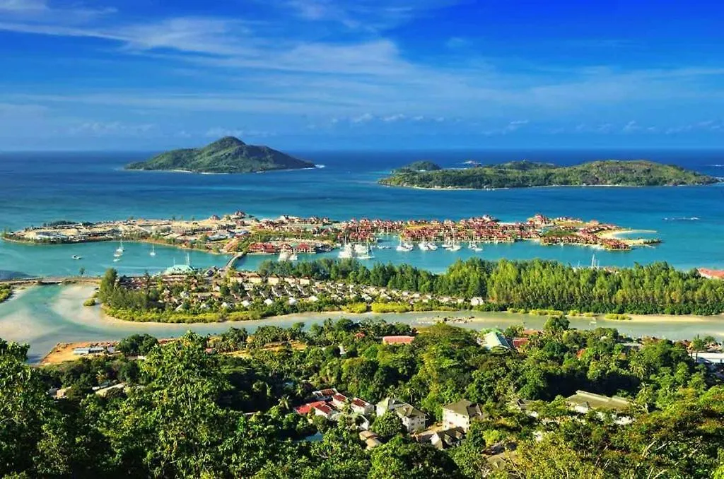Affittacamere Presidential Suite In A Deluxe Pool Villa Misere Seychelles