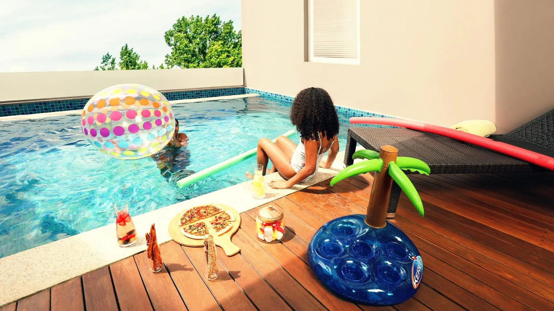 Presidential Suite In A Deluxe Pool Villa Misere