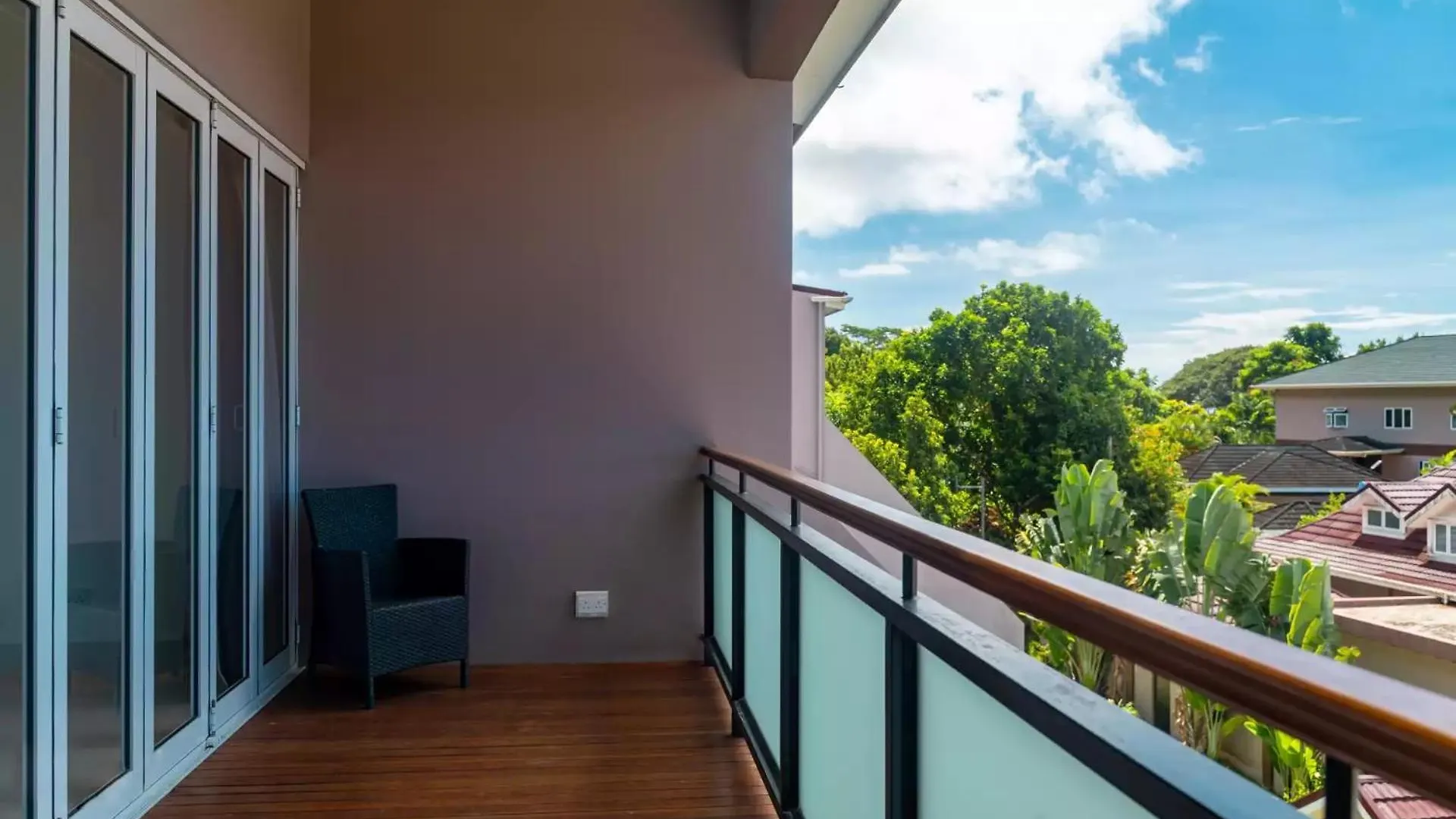 Presidential Suite In A Deluxe Pool Villa Misere Πανσιόν